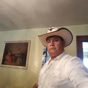 Meet your Posher, Jaime a.